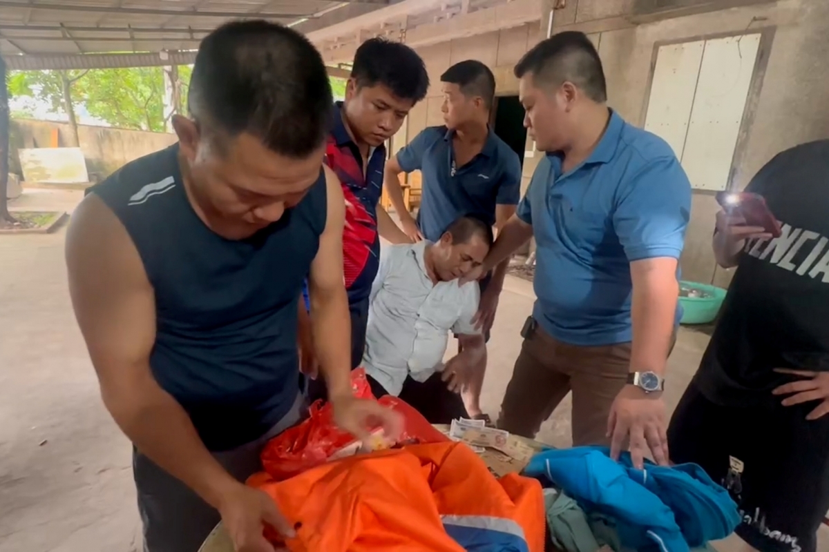 Đối tượng Nguyễn Văn Điệp bị bắt giữ tại nhà riêng. (Ảnh: CACC)