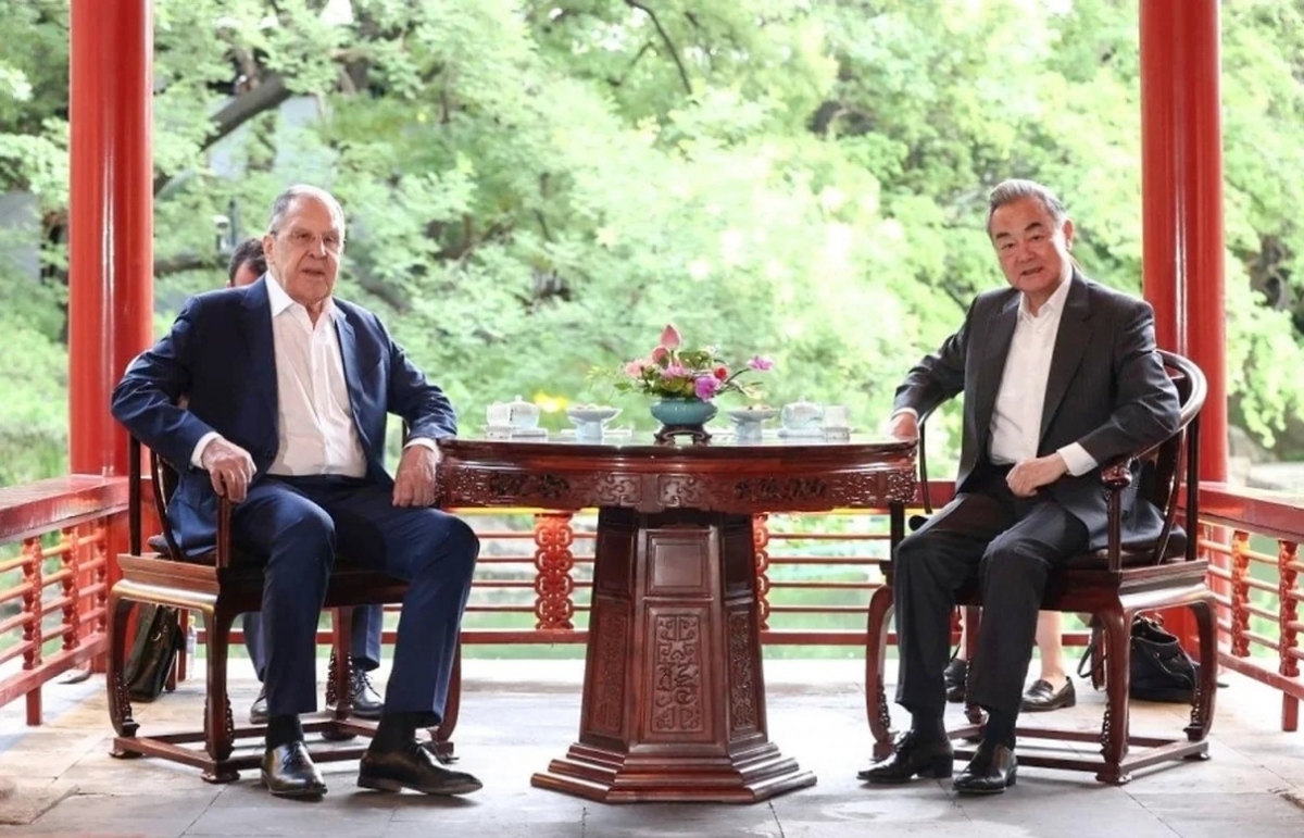 Ngoại trưởng Nga Sergey Lavrov và Ngoại trưởng Trung Quốc Vương Nghị. (Ảnh: Ria Novosti)