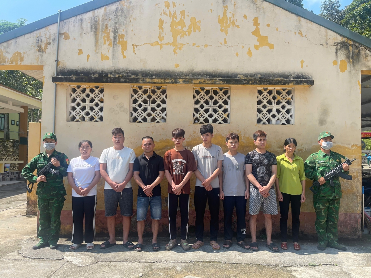 Nhóm đối tượng môi giới, tổ chức cho người nước ngoài nhập cảnh trái phép vào Việt Nam bị bắt giữ