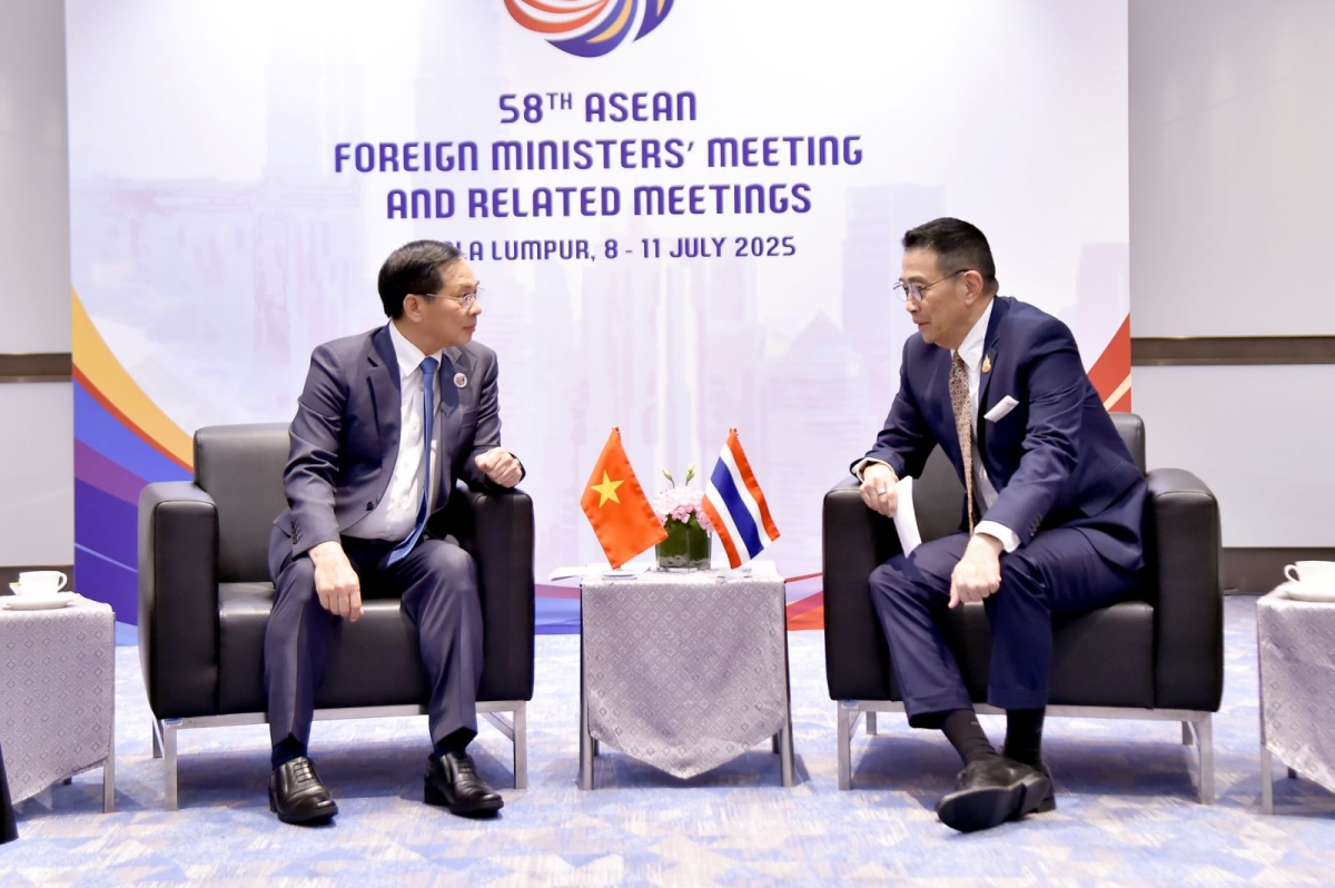 Phó Thủ tướng Chính phủ, Bộ trưởng Ngoại giao Bùi Thanh Sơn gặp Bộ trưởng Ngoại giao Thái Lan Maris Sangiampongsa