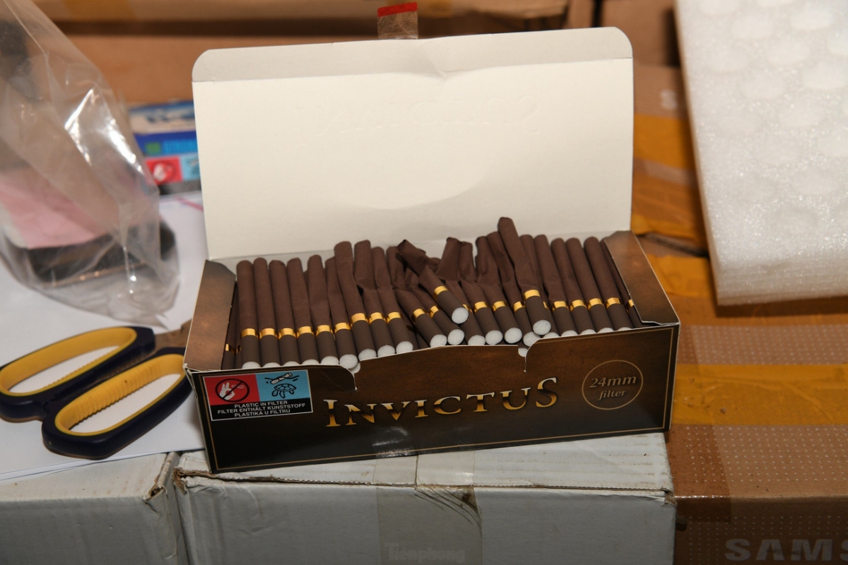 Thuốc lá sợi tẩm ma tuý.