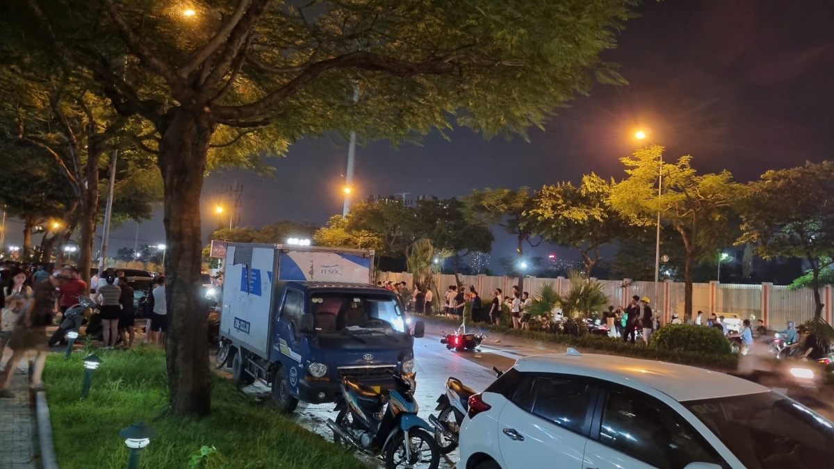 Theo nhân chứng, tài xế có biểu hiện lái xe loạng choạng