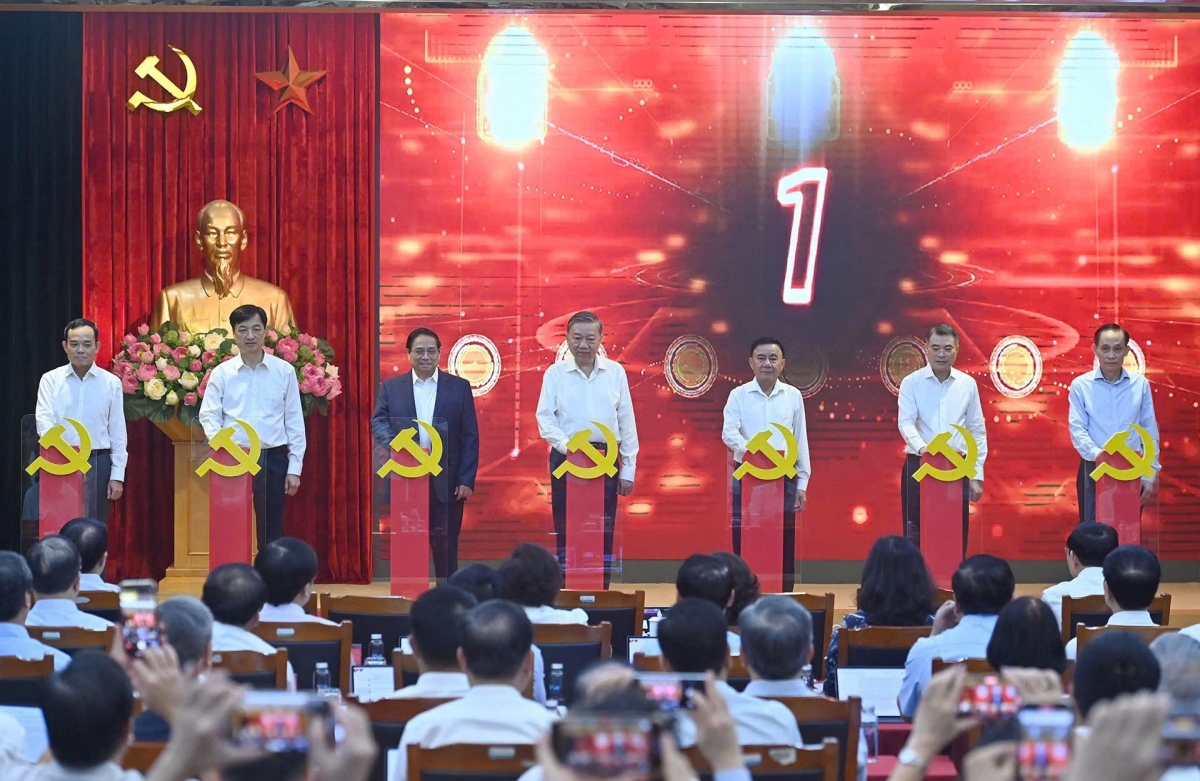 Lãnh đạo Đảng, Nhà nước thực hiện nghi thức ấn nút ra mắt 3 nền tảng số