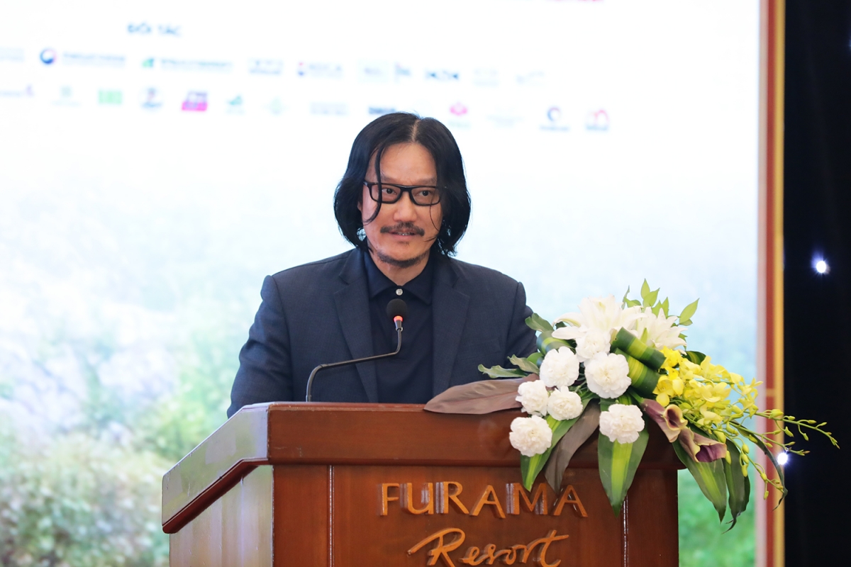 Đạo diễn, NSX Tony Bùi