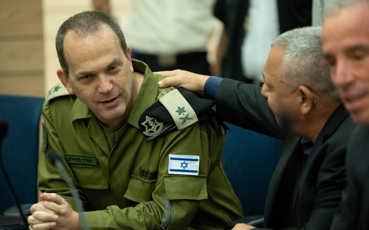 Tướng Basiuk (bìa trái) - Cục trưởng Cục Tác chiến quân đội Israel. Ảnh: Flash 90.