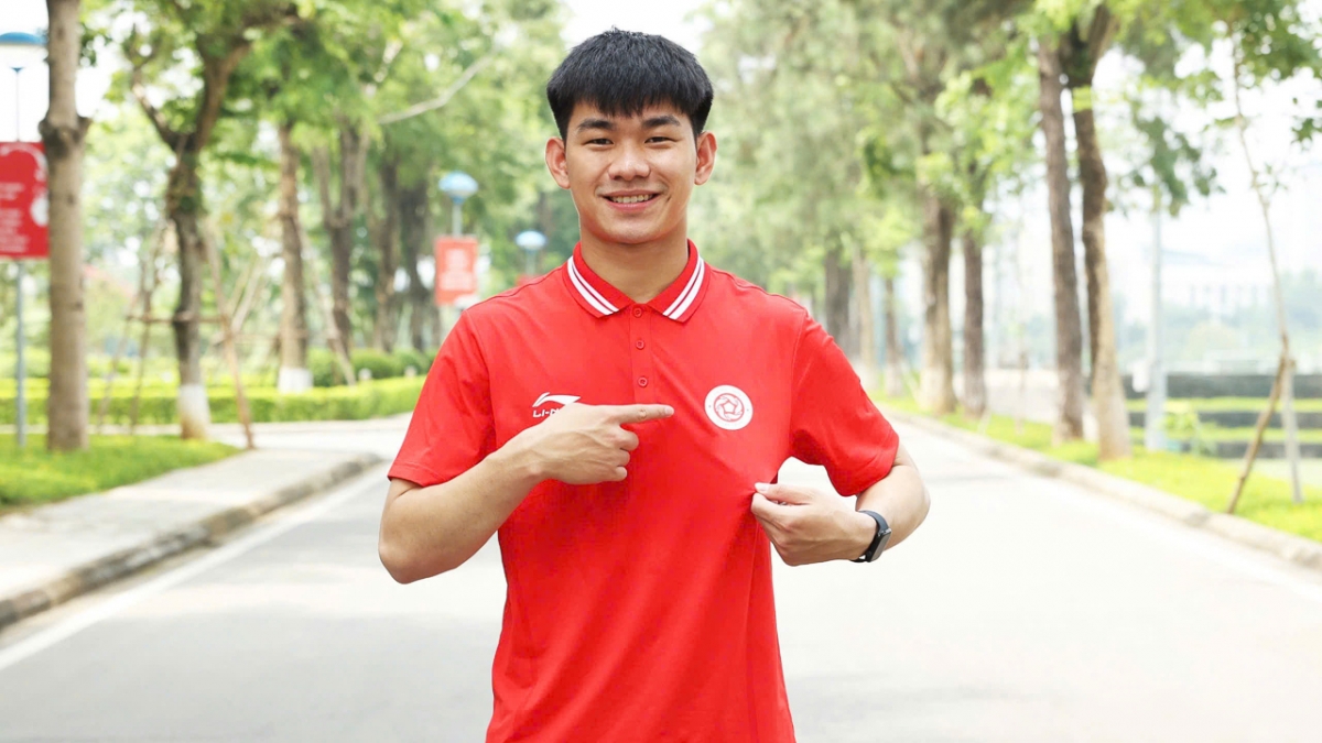 Thủ môn Nguyễn Văn Việt gia nhập Thể Công Viettel theo bản hợp đồng cho mượn 2 năm từ SLNA. (Ảnh: CLB Thể Công Viettel)