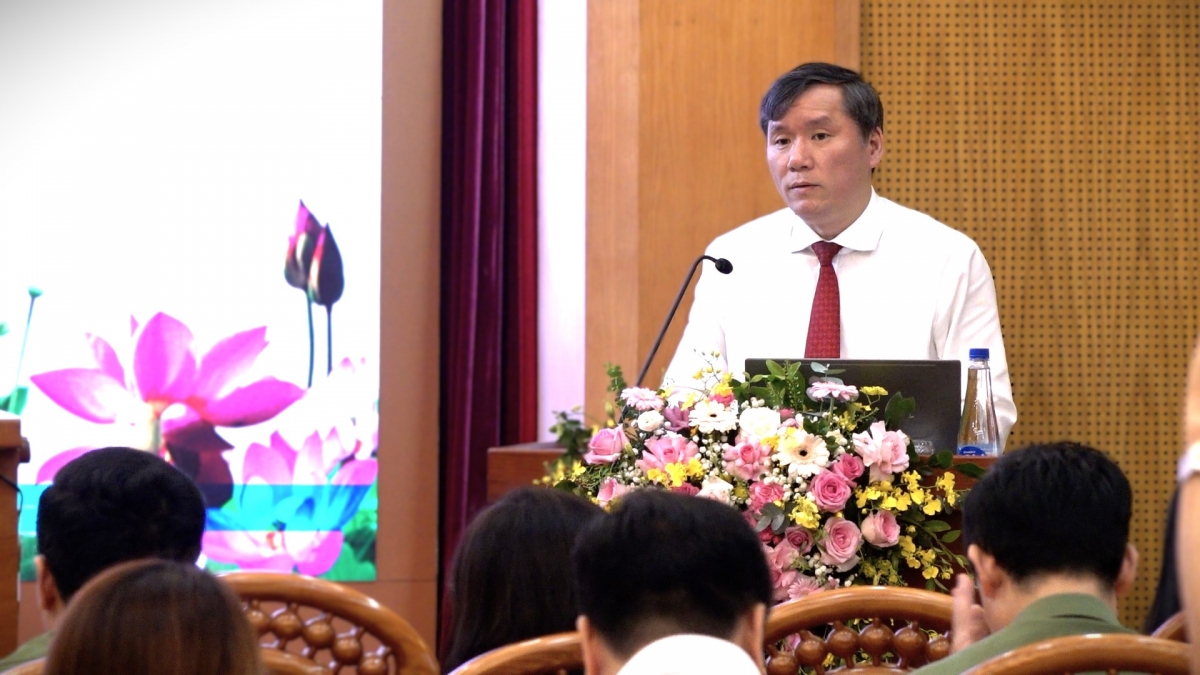 GS.TS Lê Văn Lợi, Phó Giám đốc Học viện Chính trị Quốc gia Hồ Chí Minh.