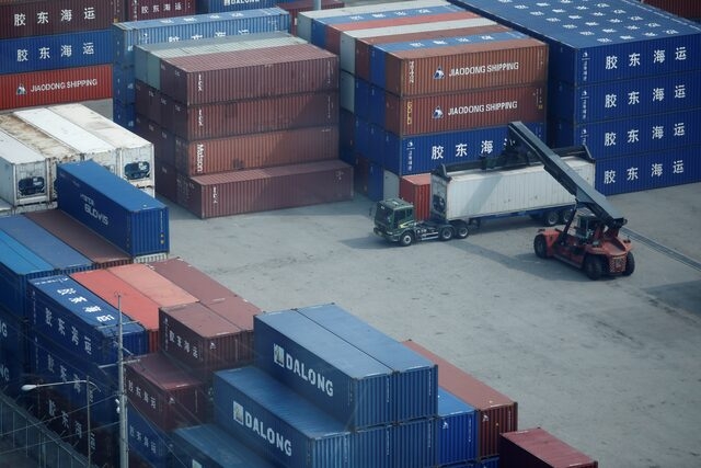Xuất khẩu của Hàn Quốc sang Mỹ giảm, trong khi xuất khẩu sang châu Âu... tăng mạnh (Ảnh: Reuters)