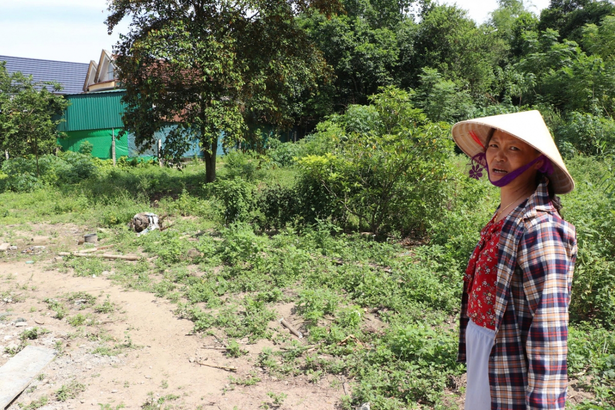 Một hộ dân ở TP. Vinh, Nghệ An bị yêu cầu nộp thuế gần 4,5 tỷ đồng khi chuyển đổi 300m² đất vườn sang đất ở. Ảnh minh họa: KT)