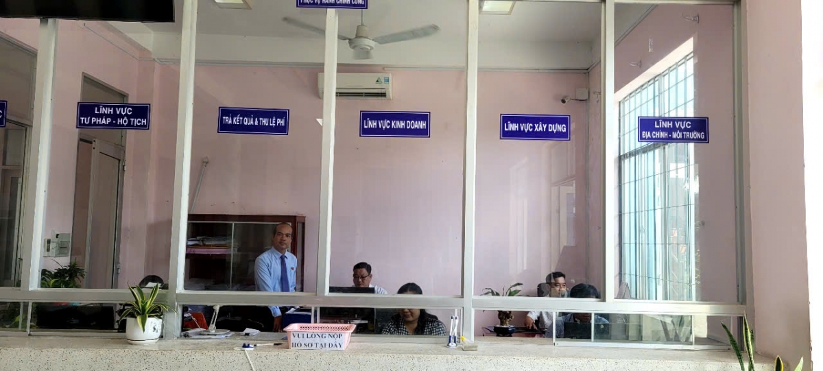 Các Trung tâm phục vụ hành chính công ở tỉnh Đồng Tháp hoạt động nhịp nhàng