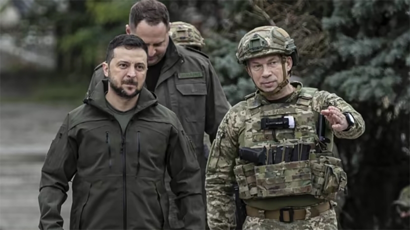 Tổng thống Ukraine Volodymyr Zelensky và Tổng Tư lệnh Quân đội Ukraine Oleksandr Syrskyi. Ảnh: Getty