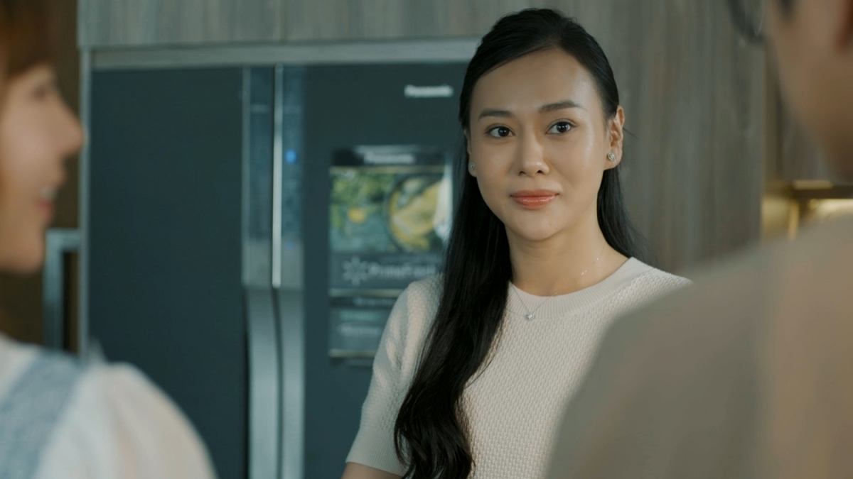 Phương Oanh vào vai Mỹ Anh trong “Góc ngang khoảng trời xanh” (Ảnh: ĐPCC)