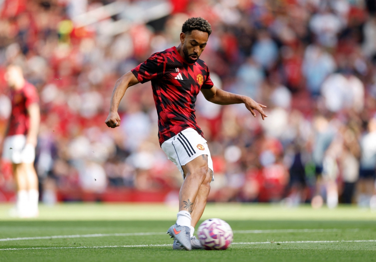 Một bản hợp đồng bom tấn khác là Matheus Cunha có tên trong đội hình xuất phát (Ảnh: Reuters)