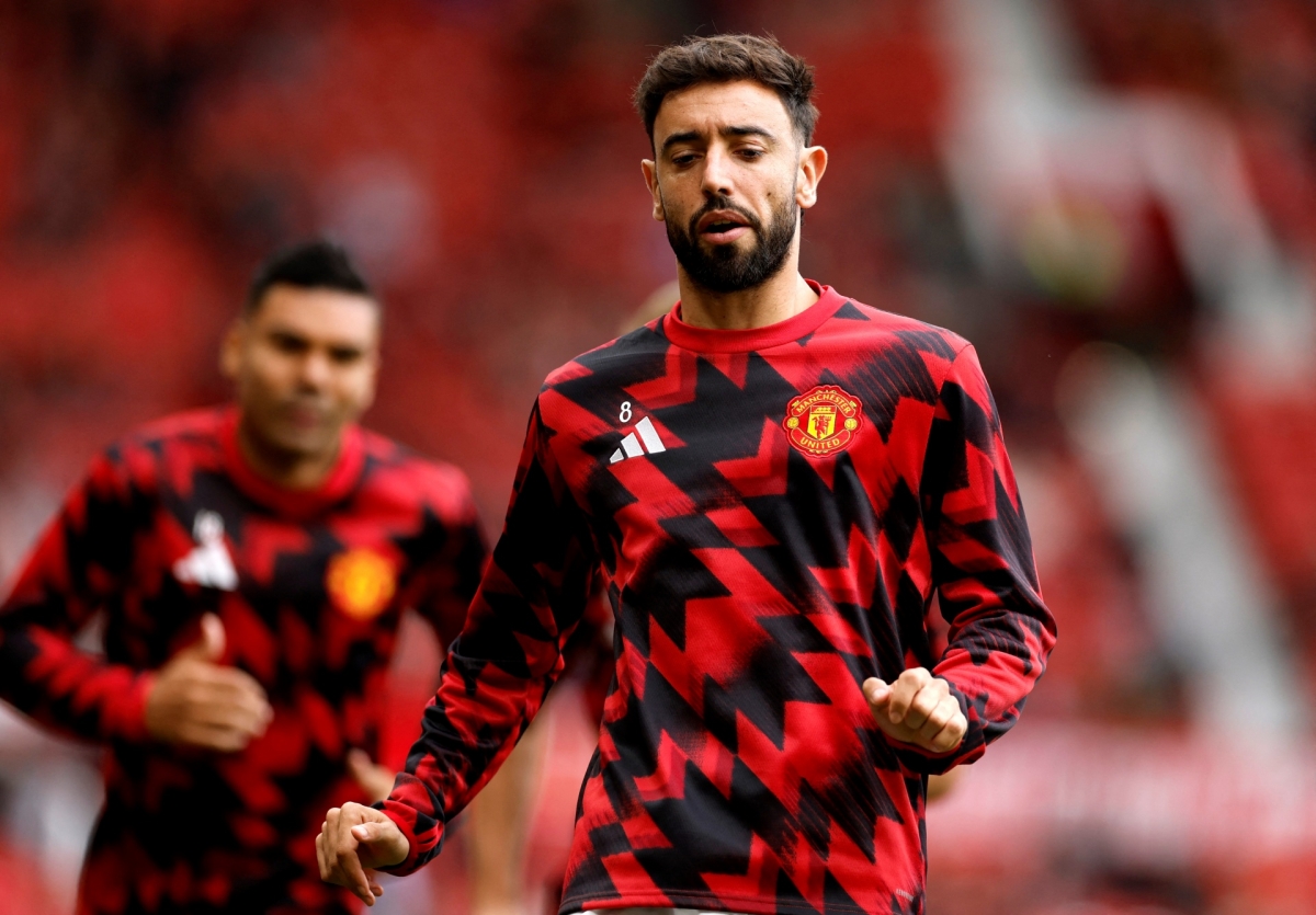 Bruno chơi hộ công cho song sát Cunha - Mbeumo... (Ảnh: Reuters)