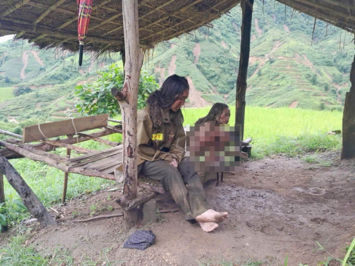  Do mưa lũ, cuộc sống của người dân khu vực huyện Điện Biên Đông cũ bị thiệt hại nặng nề.