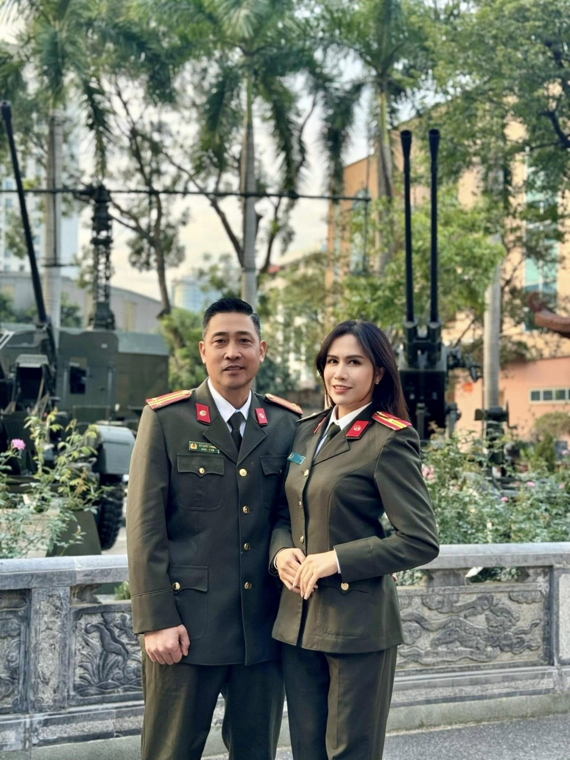 NSƯT Hồ Phong và đồng nghiệp