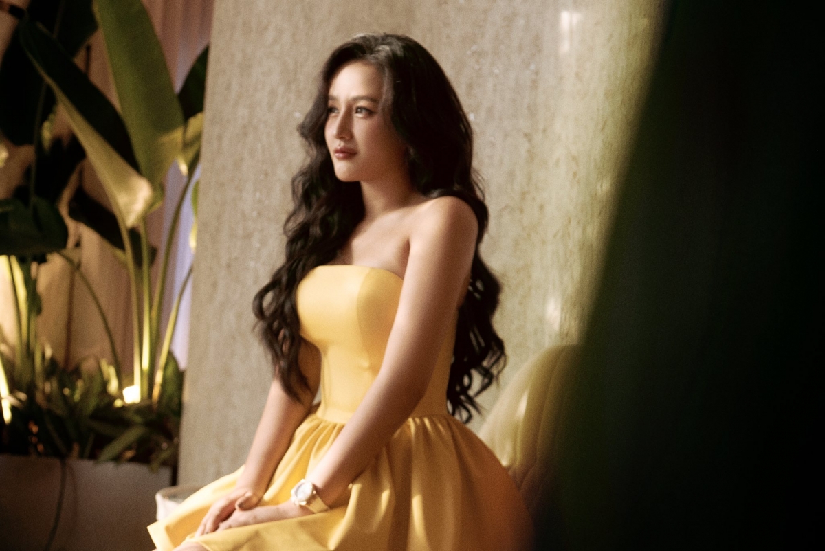 Giàu có, xinh đẹp nhưng Mai Phương Thúy rất kín tiếng chuyện đời tư. Cô hiếm khi chia sẻ về chuyện tình cảm. Hiện tại, cô chia sẻ chưa có kế hoạch kết hôn.