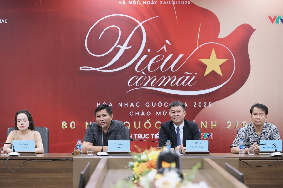Họp báo công bố chương trình Hòa nhạc quốc gia "Điều còn mãi" năm 2025. Ảnh: Lê Anh Dũng