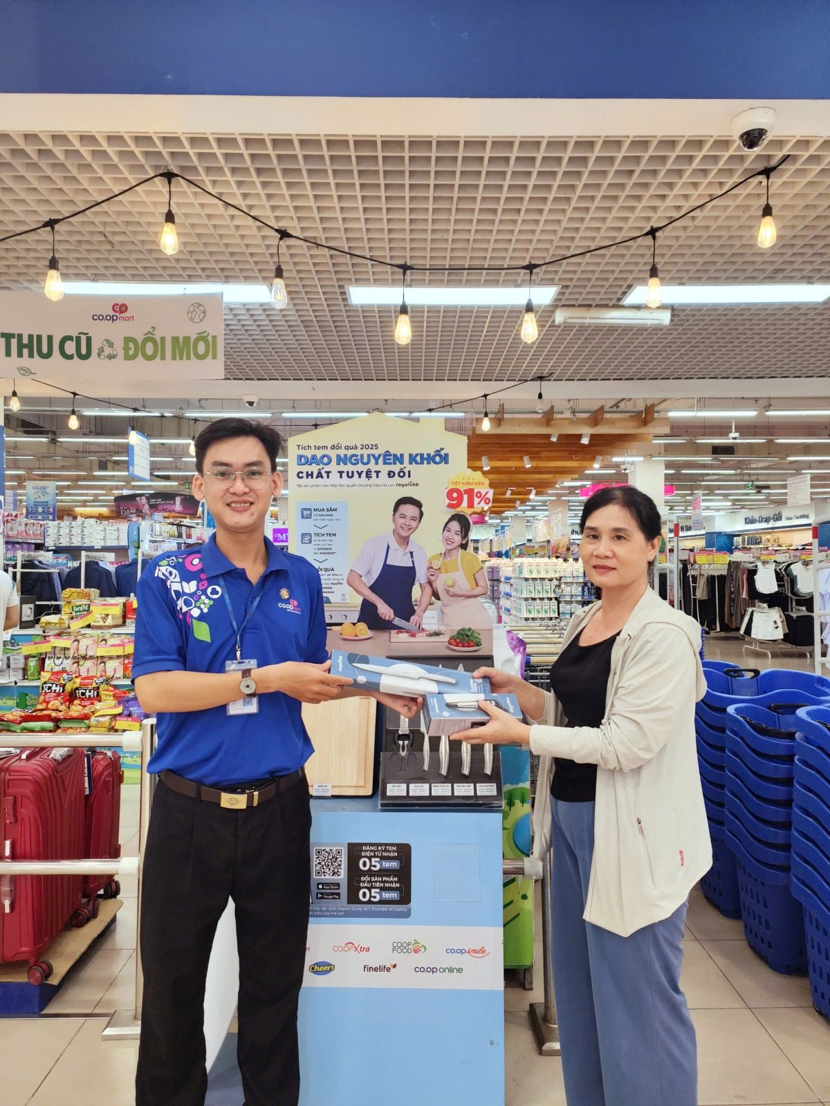 Chương trình Tích tem đổi quà tăng tốc về đích