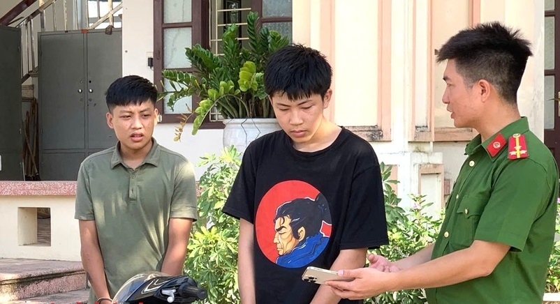 Hai đối tượng tại cơ quan điều tra