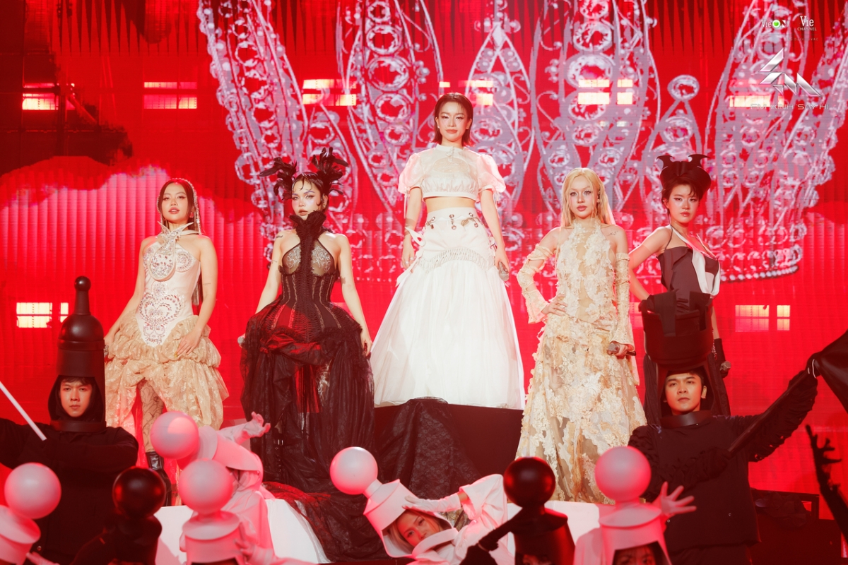 Tiết mục "Bad Liar"