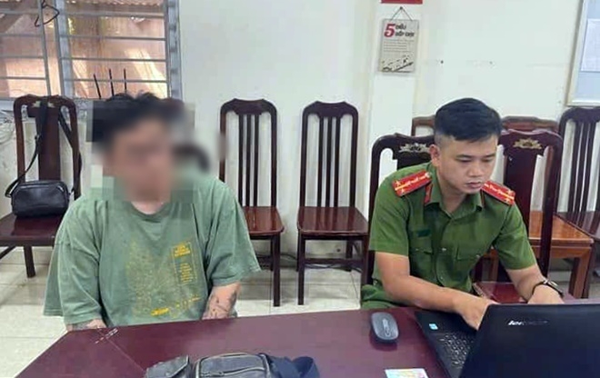 Đặng Chí T. tại cơ quan công an. (Ảnh: Công an cung cấp)