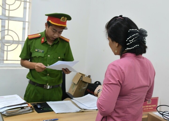 Nguyễn Thị Quyên bị bắt giam. (Ảnh: C.A)