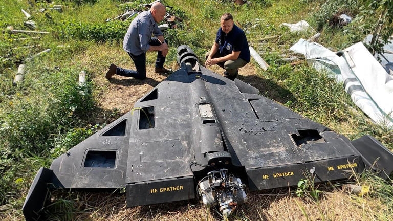 Mảnh vỡ UAV Shahed của Nga. Ảnh: BBC