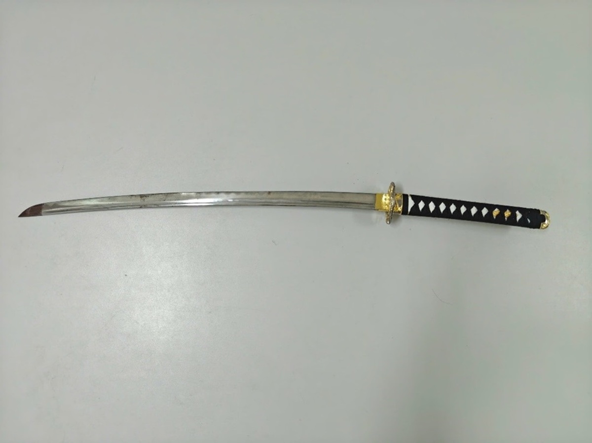 Cây kiếm mà Phong dùng để chém, gây thương tích cho anh S. Ảnh: Công an Lâm Đồng