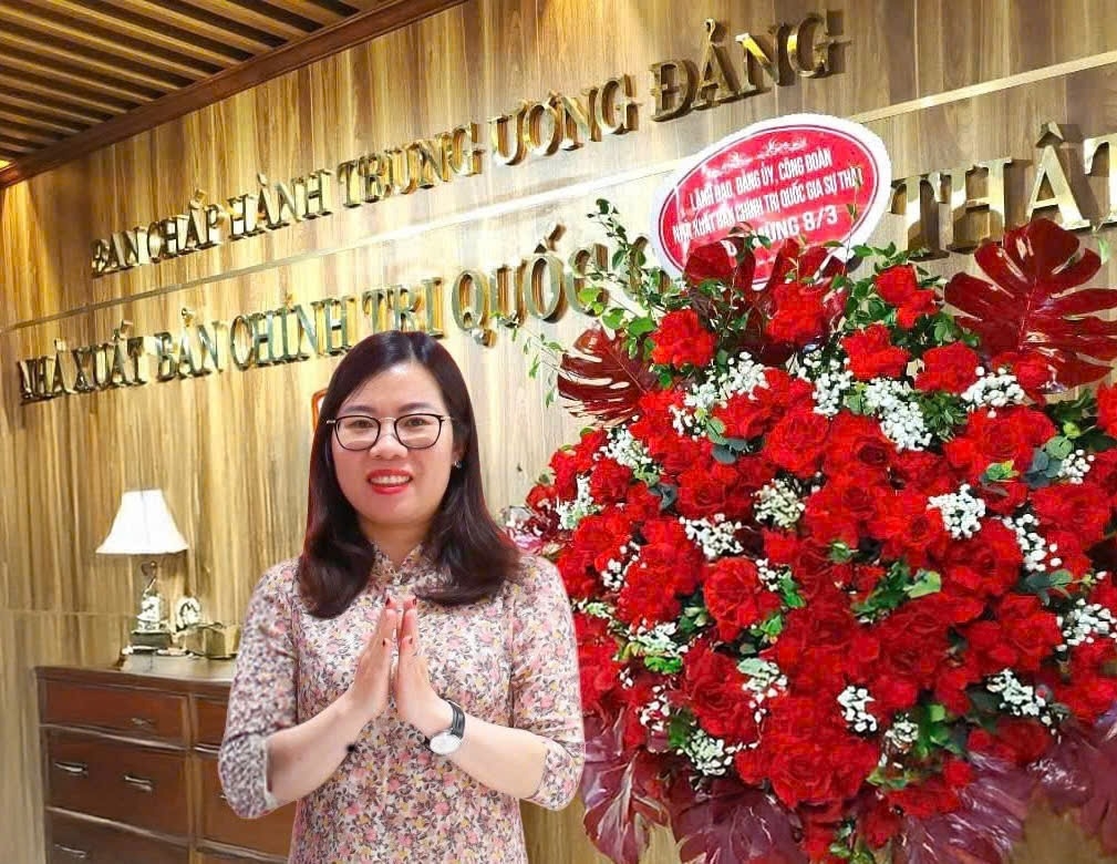 Chị Vũ Thị Hương, Phó Trưởng Ban sách Xây dựng Đảng - NXB Chính trị quốc gia Sự thật.