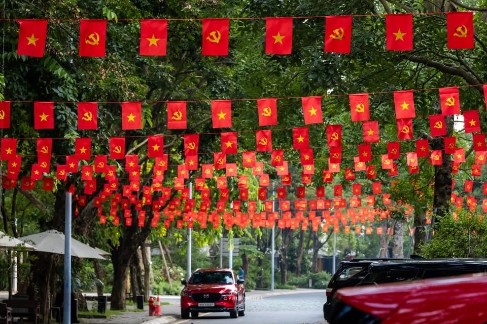 Phát huy di sản tinh thần của Cách mạng Tháng Tám trong Bảo vệ Tổ quốc hôm nay 