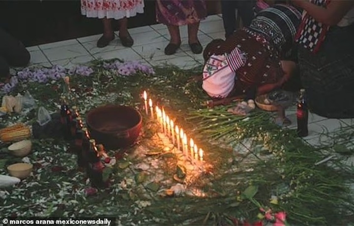 Các pháp sư sẽ sử dụng Coca-Cola như một phần trong các nghi lễ tôn giáo