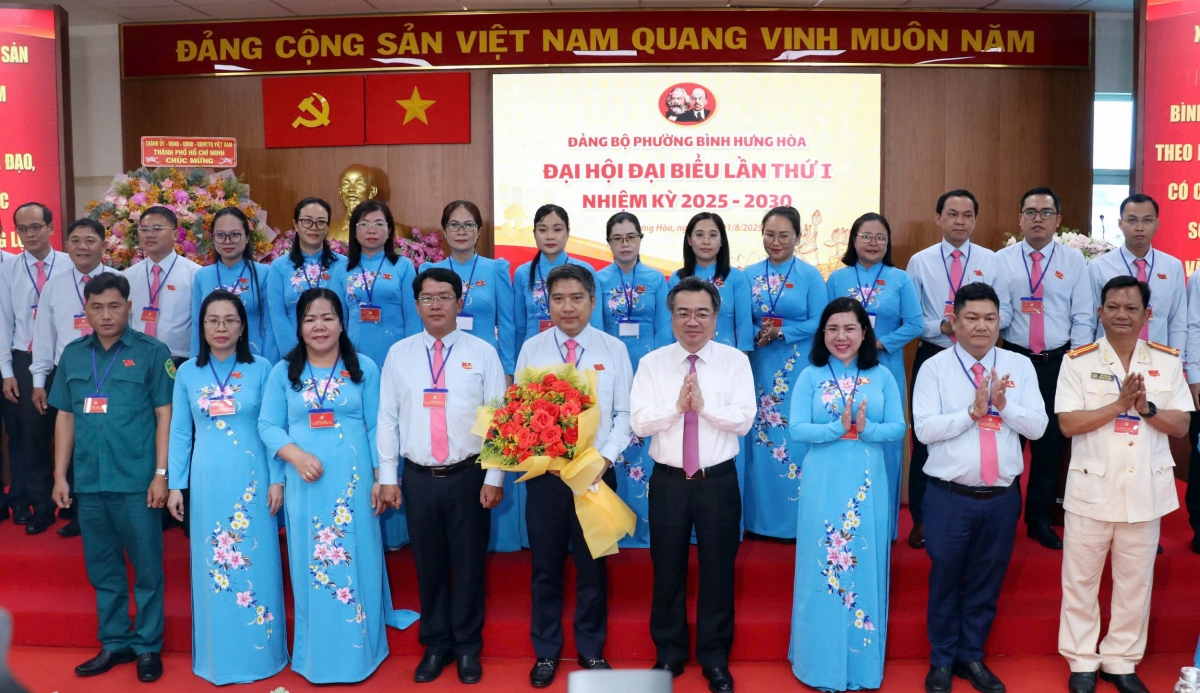 Đại hội Đại biểu Đảng bộ phường Bình Hưng Hòa (ảnh L.V)