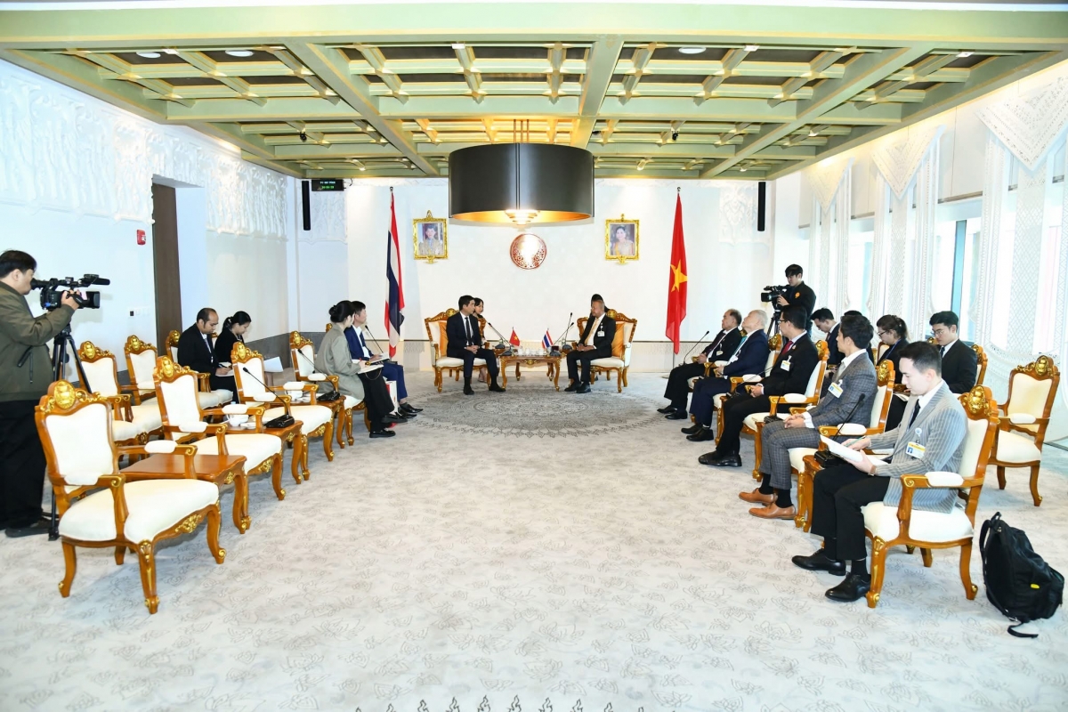 Đại sứ Việt Nam tại Thái Lan Phạm Việt Hùng có cuộc gặp chào xã giao Chủ tịch Thượng viện Thái Lan Mongkol Surasajja hôm 21/8/2025