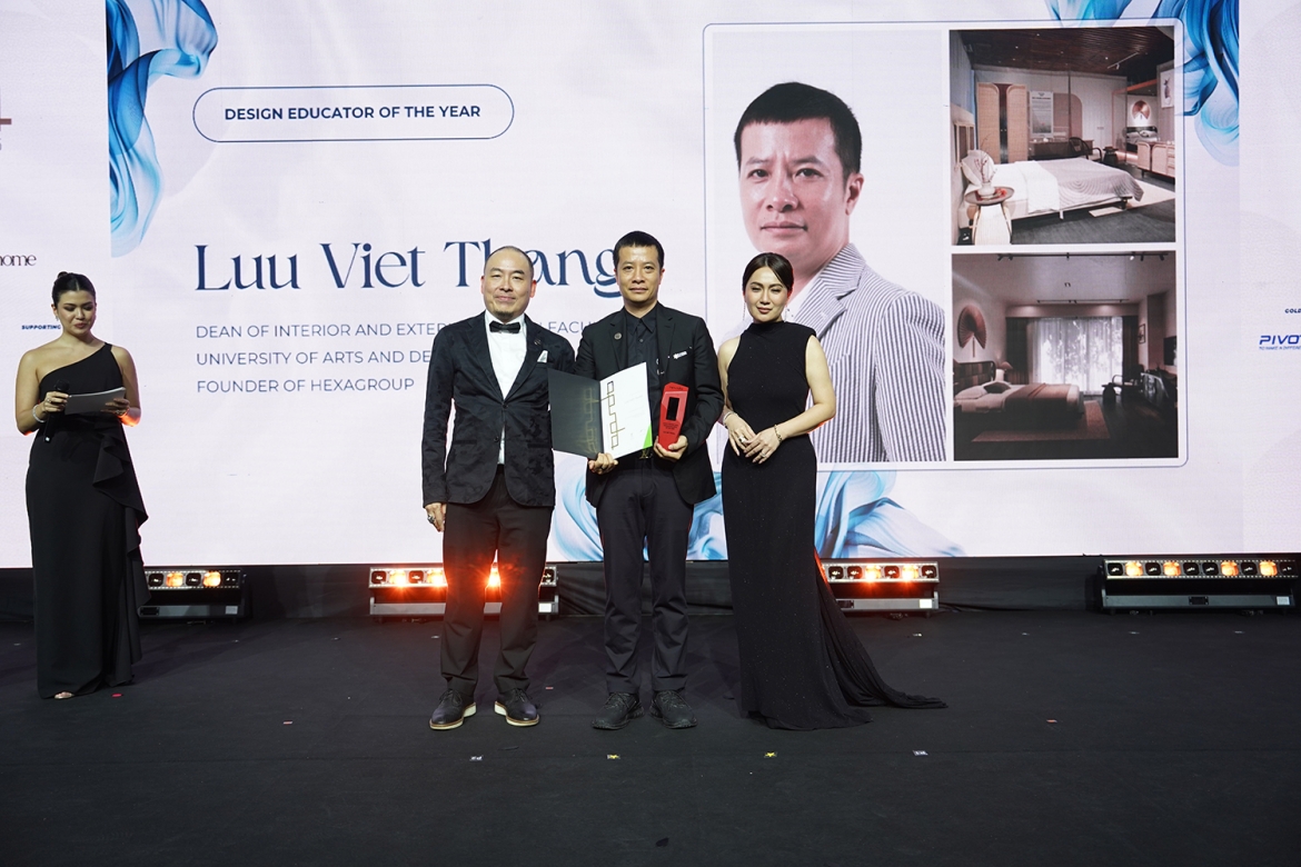 Nhà thiết kế Lưu Việt Thắng là đại diện duy nhất của Việt Nam được trao danh hiệu "Design Educator of the Year".