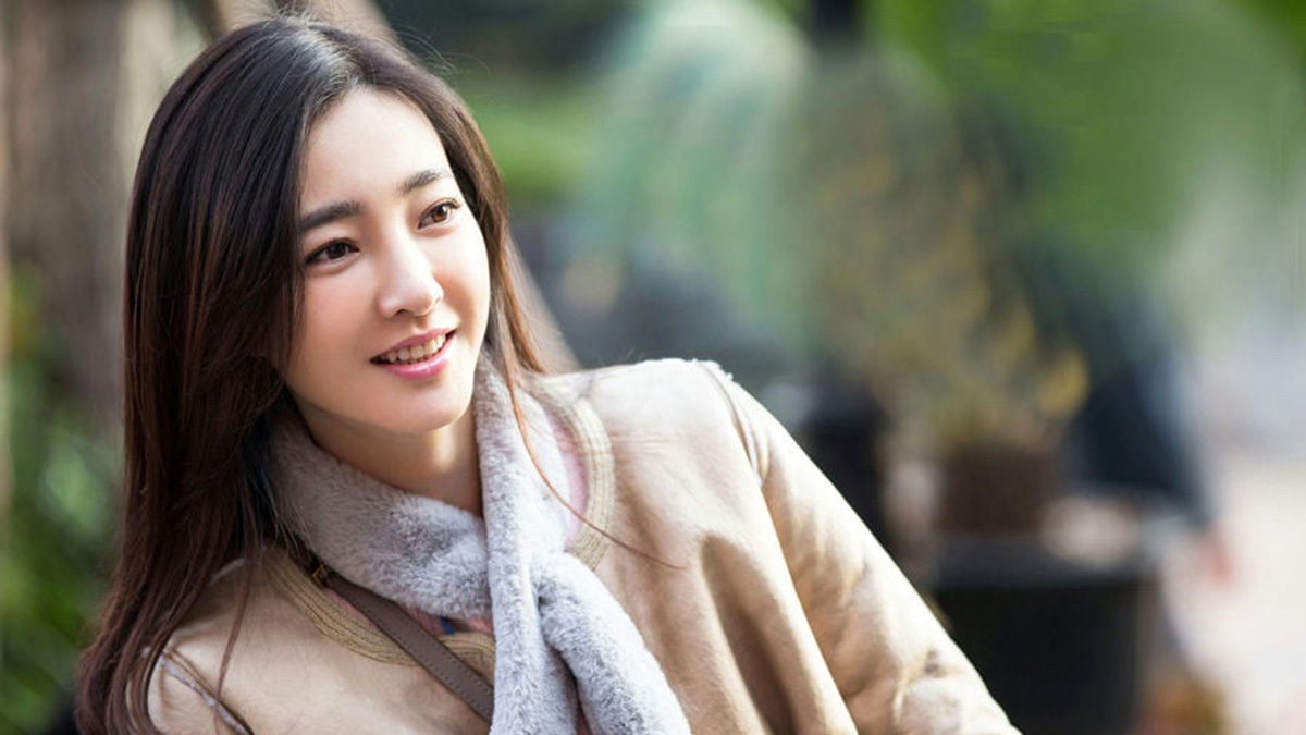 Nghiệp diễn của Vương Lệ Khôn xuống dốc vì những liên quan gián tiếp đến những bê bối của chồng. (Ảnh: kbizoom)