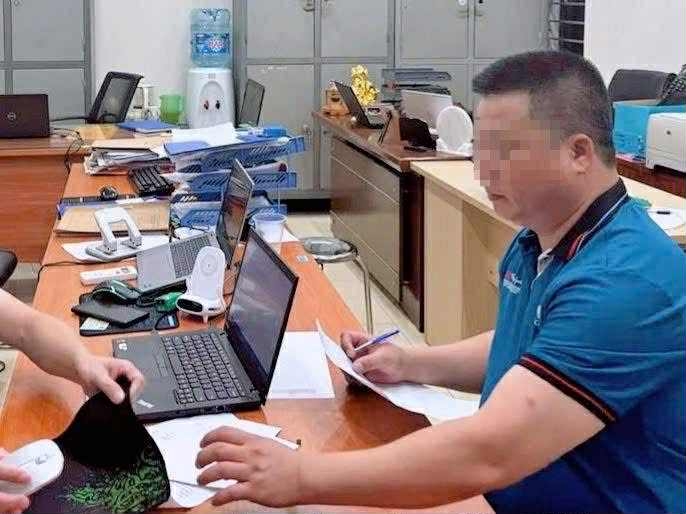 Tài xế B.T.S tại cơ quan công an. (Ảnh: Công an cung cấp)