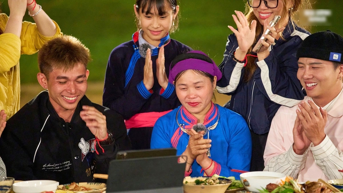 “Gia đình Haha” đang tạo xu thế khám phá, trải nghiệm du lịch nông thôn. (Ảnh: Gia đình Haha)