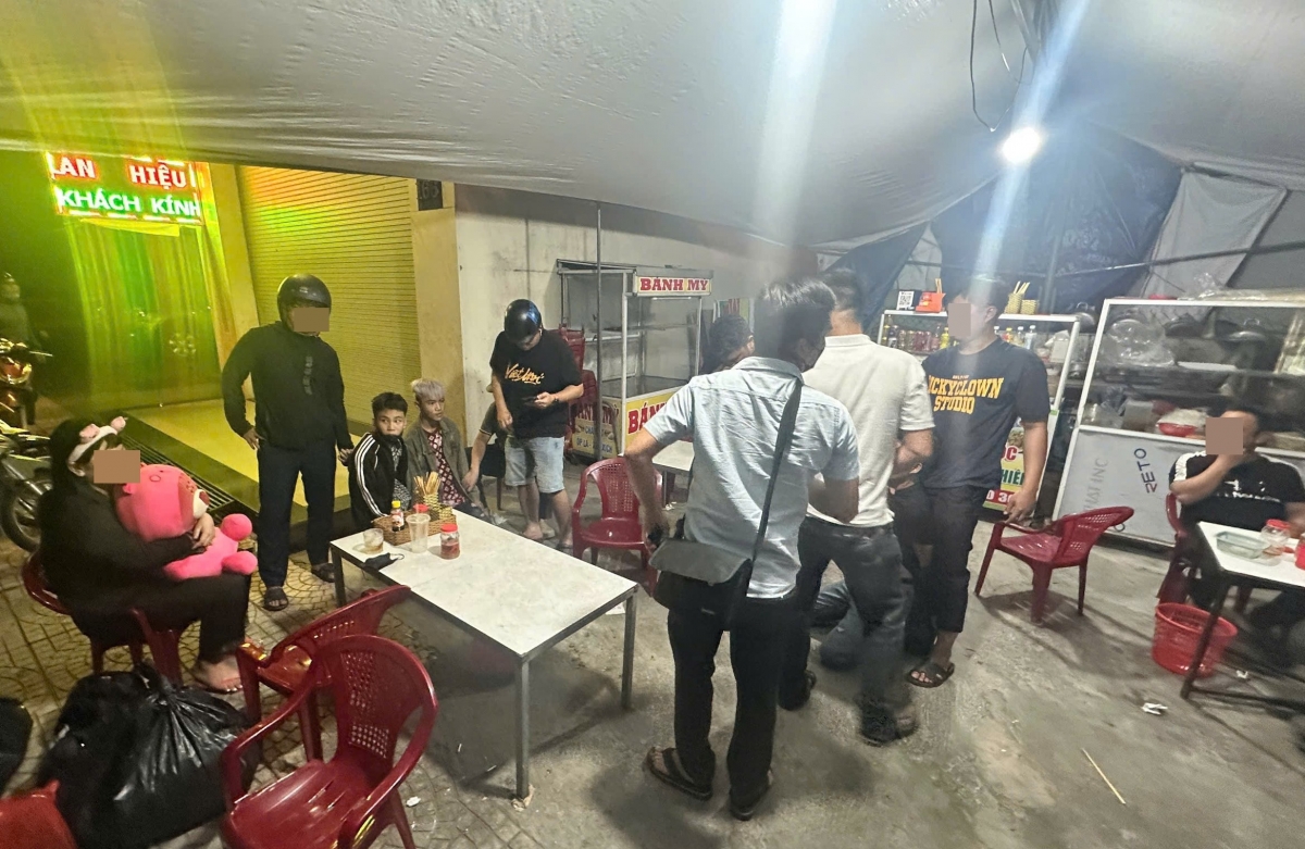 Hiện trường tại thời điểm giải cứu nạn nhân