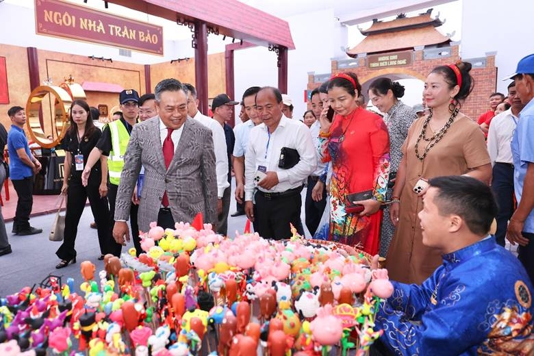 Không gian trình diễn làng nghề - chủ đề Tinh hoa phố nghề