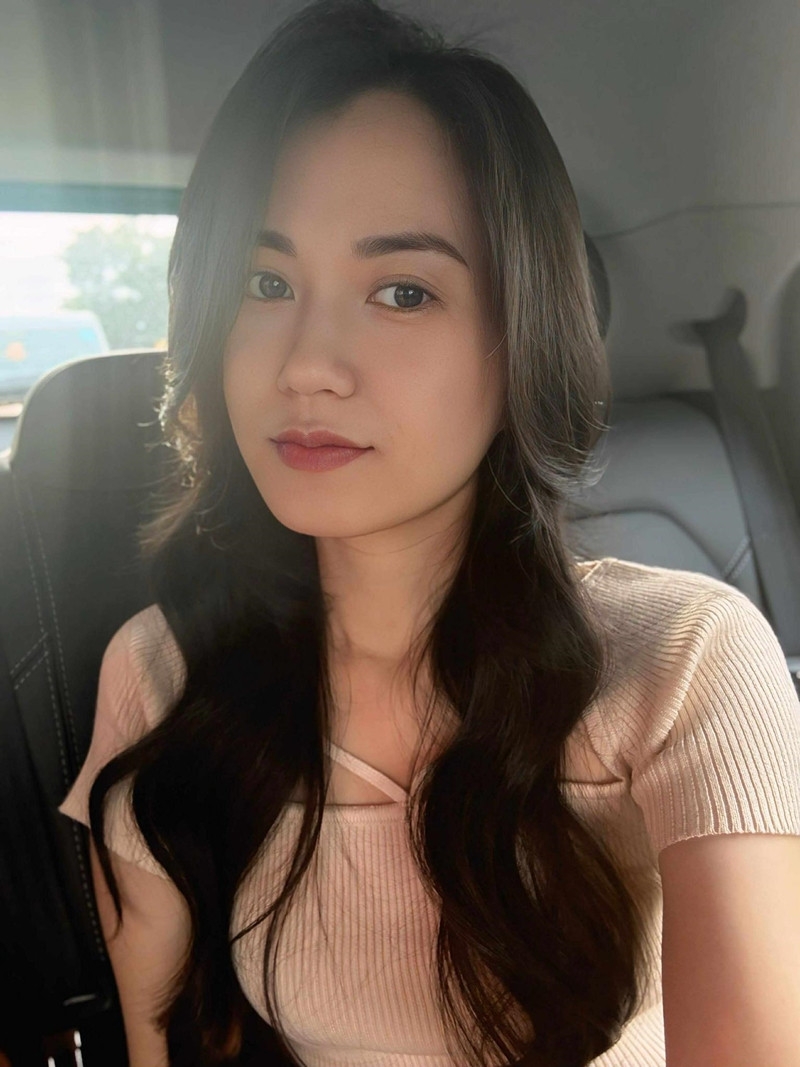 Hứa Minh Đạt thú vị chia sẻ về Lâm Vỹ Dạ: "Facebook đăng hình mình không ai like, đăng hình người nằm bên cạnh hằng đêm thì like dã man".