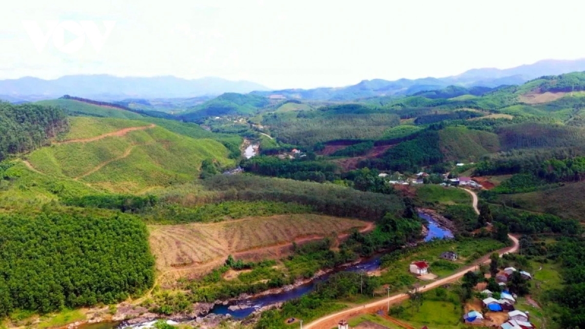 Thành phố Đà Nẵng ưu tiên nguồn lực đầu tư phát triển miền núi