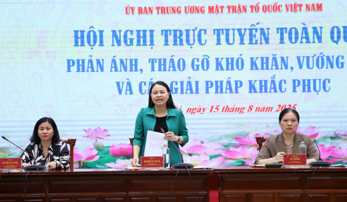 Phó Chủ tịch, Tổng thư ký Ủy ban Trung ương MTTQ Việt Nam Nguyễn Thị Thu Hà phát biểu tại hội nghị