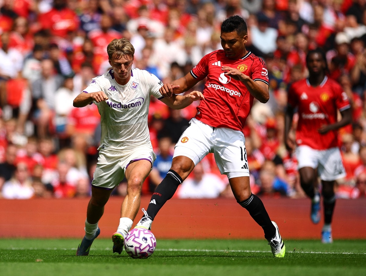 Tuy nhiên không có bàn thắng nào được ghi thêm và 2 đội phải bước vào loạt luân lưu. Trong loạt đá này, MU thắng 5-4 và nâng cao cúp vô địch của trận giao hữu cuối cùng trước mùa giải mới. 