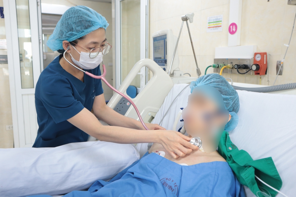 Người bệnh đang được chăm sóc tại Bệnh viện E.