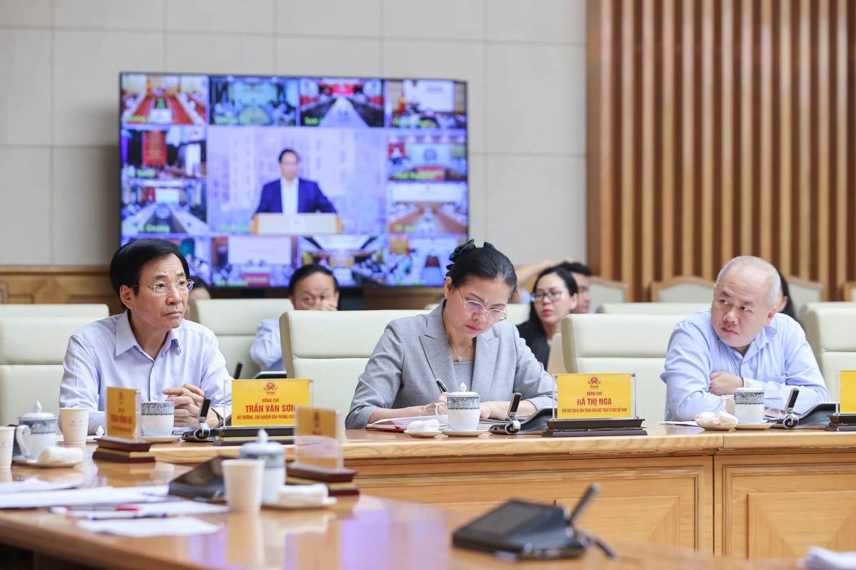 Các đại biểu dự Hội nghị Sơ kết thực hiện chỉ tiêu phát triển nhà ở xã hội 7 tháng của năm 2025 và kế hoạch triển khai 5 tháng còn lại của năm nay.