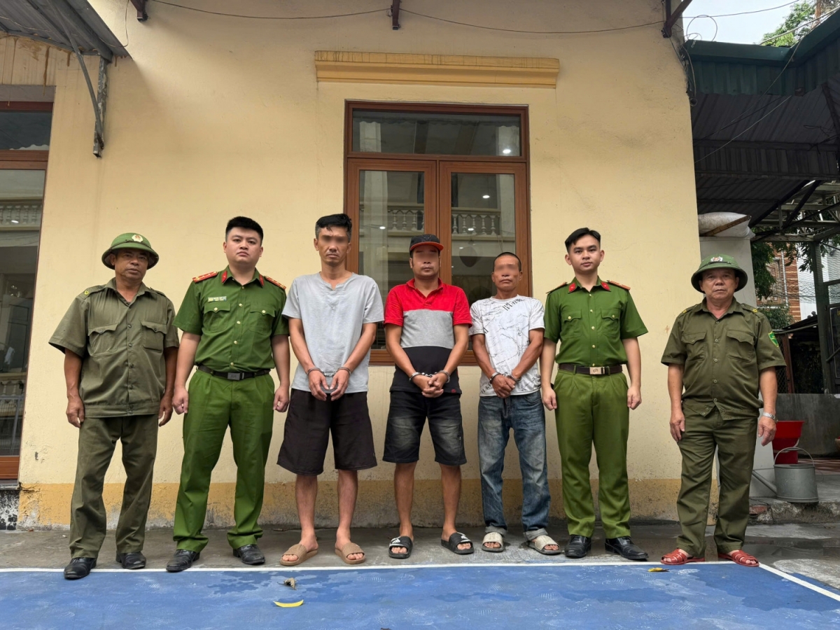 Nhóm sử dụng trái phép chất ma túy bị Công an phường Mông Dương bắt giữ.