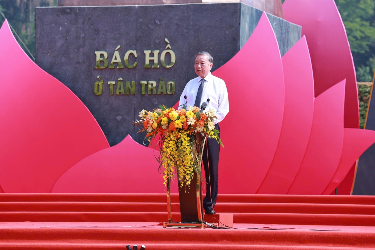 Tổng Bí thư Tô Lâm dự Ngày hội Toàn dân bảo vệ an ninh Tổ quốc và khánh thành Tượng đài “Bác Hồ ở Tân Trào”  Tuyên Quang ngày 14/8/2025. Ảnh: Việt Cường