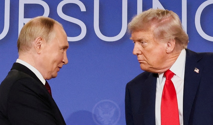 Tổng thống Mỹ Donald Trump và Tổng thống Nga Vladimir Putin tại Alaska. Ảnh: Reuters