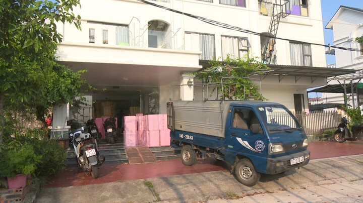 Khu vực kho dùng để tập kết hàng thực phẩm chức năng giả tại phường Hạ Long, tỉnh Quảng Ninh.